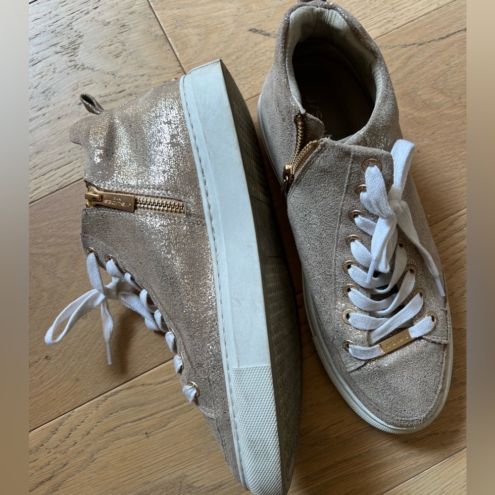 J SLIDES Gold Mid Top Sneakers - size 8